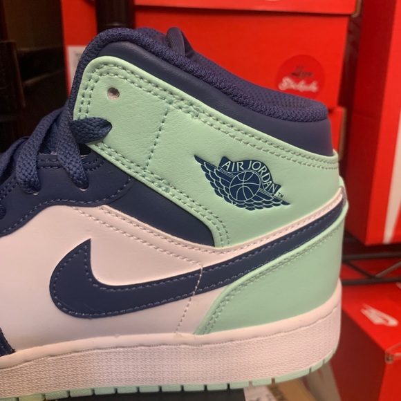 Nike Air Jordan 1 Mid Mystic Navy Blue Mint Foam Shoes 554724-413 554725-413 - Picture 6 of 10